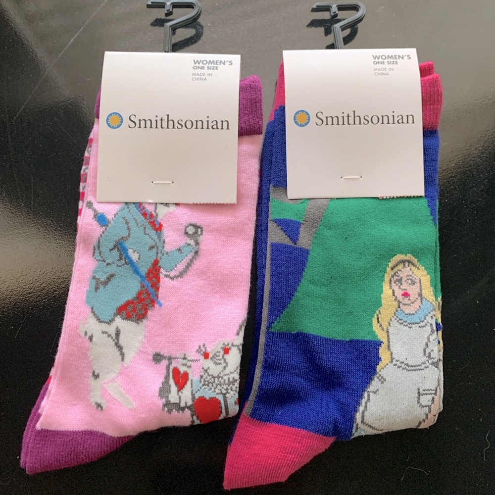 NWT Alice in wonderland socks 2 pairs